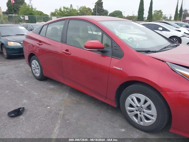 Toyota Prius Two 2016 JTDKBRFU1G3513459 Image 13