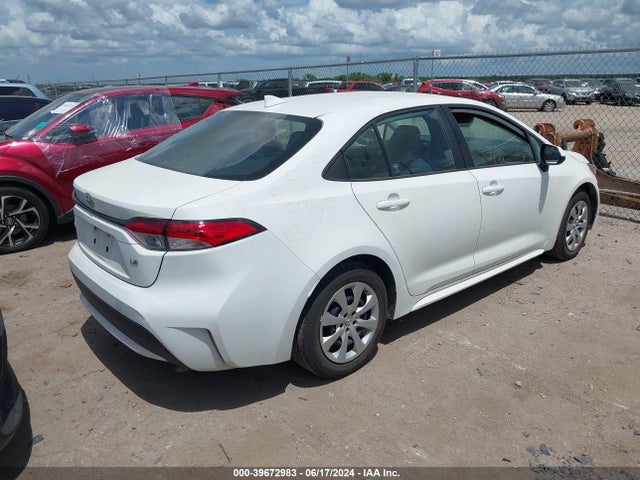 Toyota COROLLA LE 2022 5YFEPMAE0NP276484 Image 4
