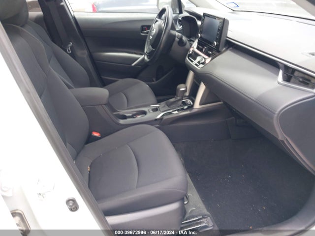 Toyota Corolla Cross Le 2022 7MUCAAAG4NV029779 Image 5