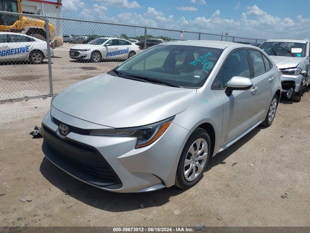 Toyota COROLLA LE 2024 5YFB4MDE1RP132794 Image 2