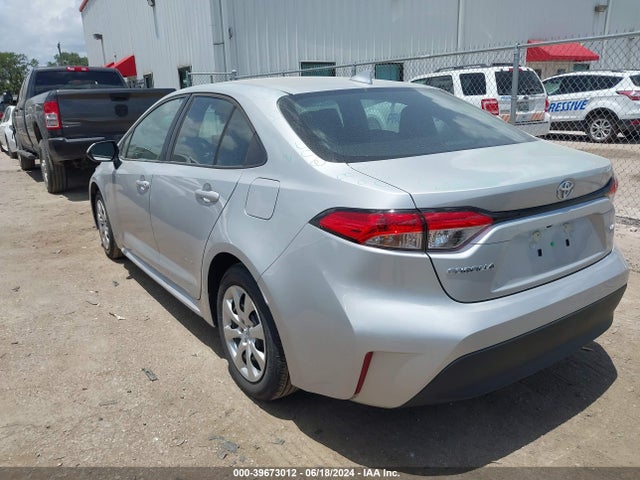 Toyota COROLLA LE 2024 5YFB4MDE1RP132794 Image 3
