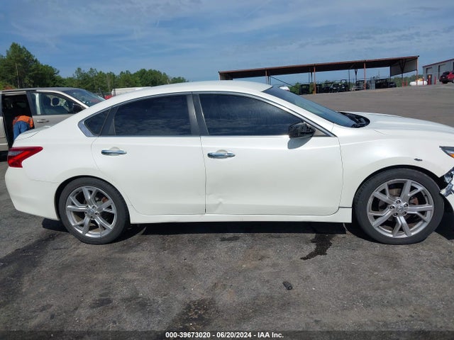Nissan Altima 2.5 Sv 2017 1N4AL3AP7HC160790 Image 13