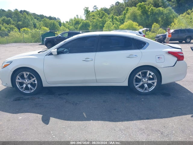 Nissan Altima 2.5 Sv 2017 1N4AL3AP7HC160790 Image 14