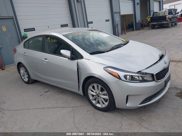 KIA FORTE LX 2017 3KPFL4A70HE147412 Image 1
