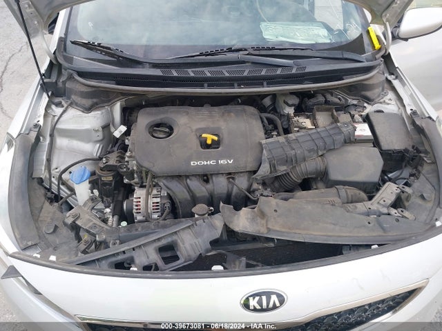 KIA FORTE LX 2017 3KPFL4A70HE147412 Image 10