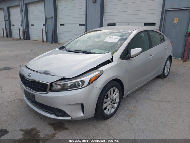KIA FORTE LX 2017 3KPFL4A70HE147412 Image 2