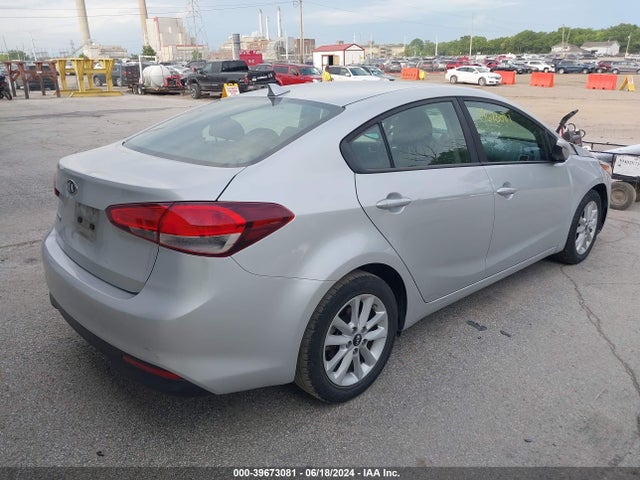 KIA FORTE LX 2017 3KPFL4A70HE147412 Image 4