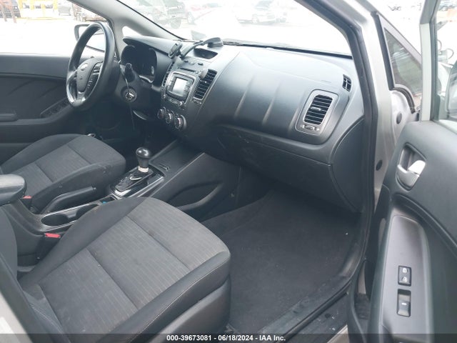 KIA FORTE LX 2017 3KPFL4A70HE147412 Image 5