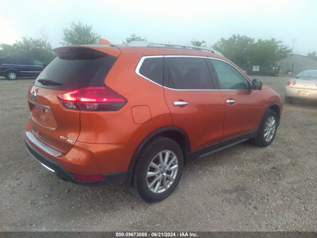 Nissan ROGUE SV 2017 5N1AT2MV3HC751189 Image 4