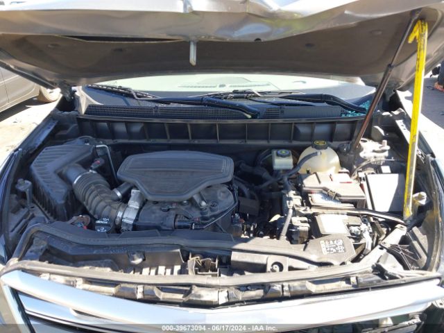 1GYKNCRS5JZ172273 Cadillac XT5 LUXURY