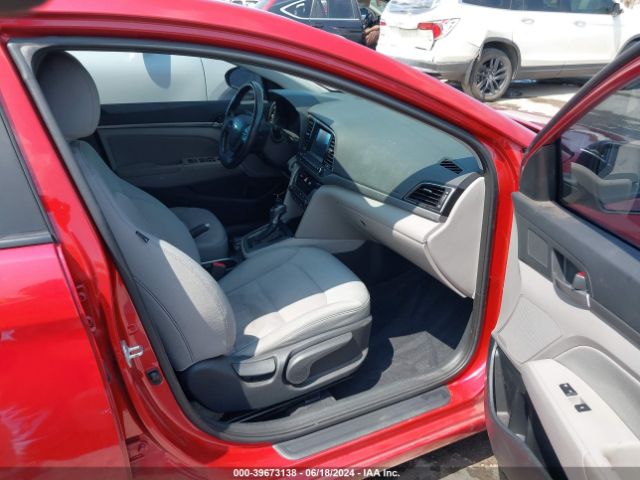 5NPD84LF3HH031257 Hyundai ELANTRA SE