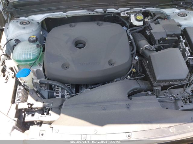 YV4162UM9M2524069 Volvo Xc40 T5 R-design