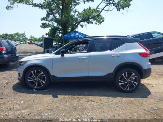 YV4162UM9M2524069 Volvo Xc40 T5 R-design