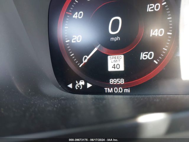 YV4162UM9M2524069 Volvo Xc40 T5 R-design