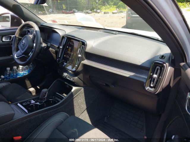 YV4162UM9M2524069 Volvo Xc40 T5 R-design