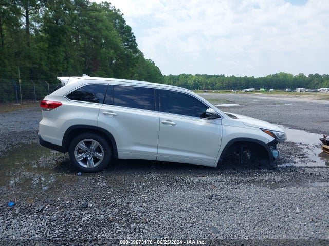 Toyota Highlander Limited 2018 5TDYZRFH3JS259249 Image 14