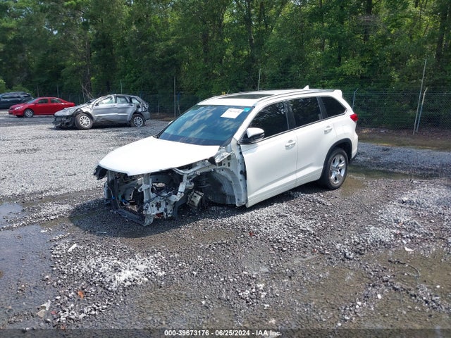 Toyota Highlander Limited 2018 5TDYZRFH3JS259249 Image 2