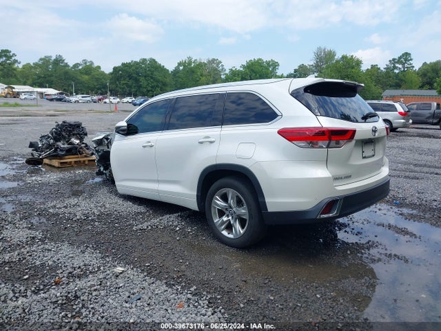 Toyota Highlander Limited 2018 5TDYZRFH3JS259249 Image 3