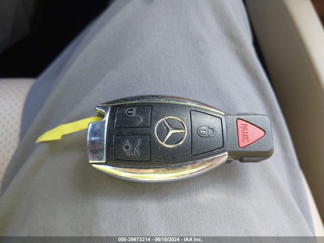 WDCGG8JB7EG207387 Mercedes-Benz Glk 350 4matic