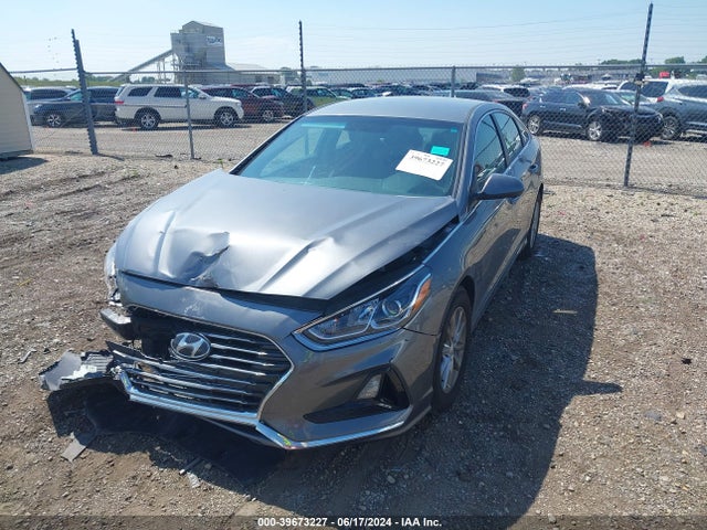 Hyundai SONATA SE 2018 5NPE24AF0JH619809 Image 2