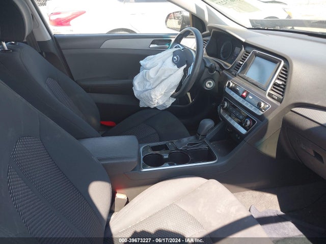 Hyundai SONATA SE 2018 5NPE24AF0JH619809 Image 5