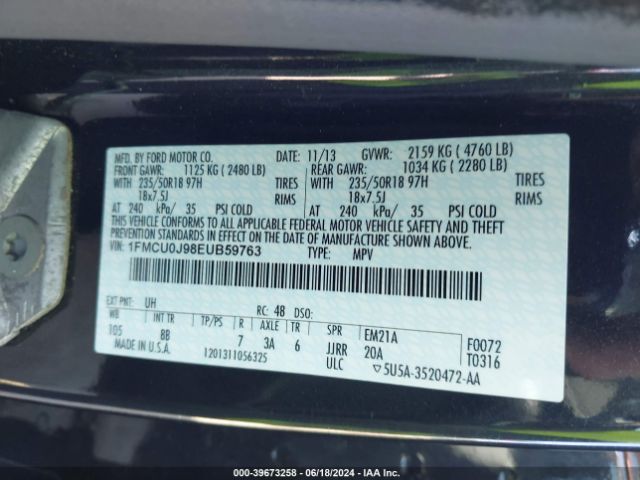 1FMCU0J98EUB59763 Ford Escape Titanium