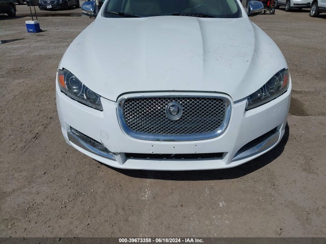 2012 JAGUAR XF SAJWA0FB5CLS22215 Photo 5