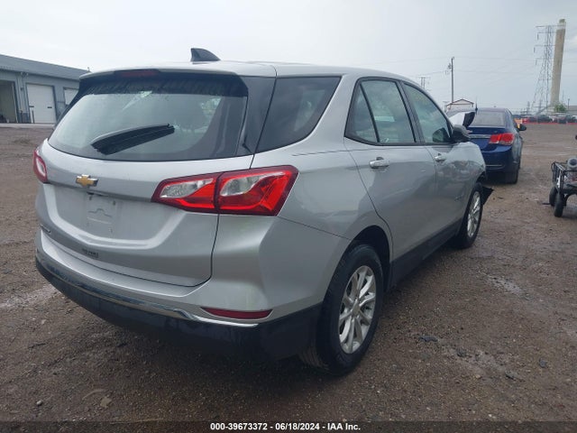 Chevrolet EQUINOX LS 2018 2GNAXHEV7J6279465 Image 4