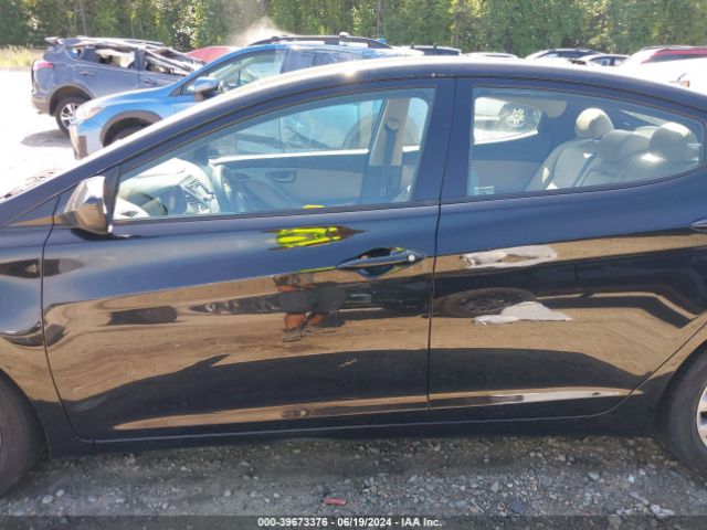 5NPDH4AE9GH689089 Hyundai ELANTRA SE