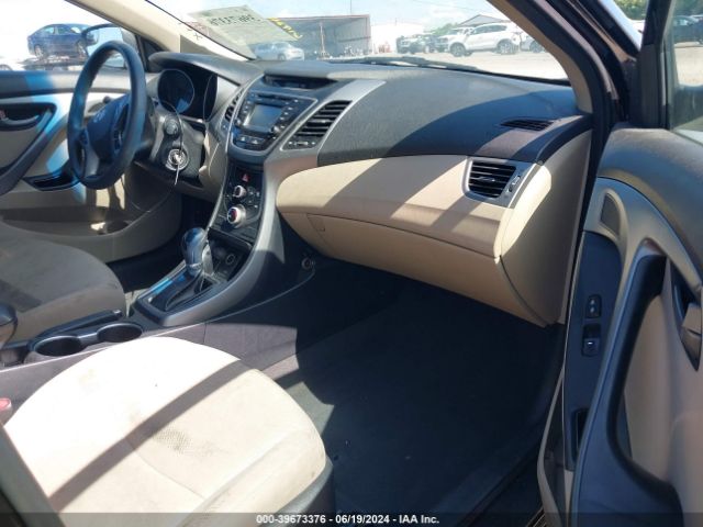 5NPDH4AE9GH689089 Hyundai ELANTRA SE