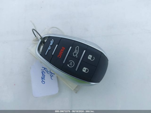 2022 ALFA ROMEO STELVIO ZASPAJAN7N7D37167 Photo 10