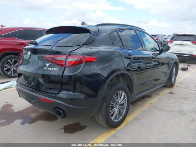 2022 ALFA ROMEO STELVIO ZASPAJAN7N7D37167 Photo 3