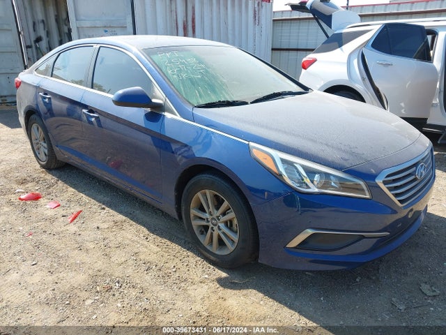 Hyundai SONATA SE 2017 5NPE24AF6HH546164 Image 1