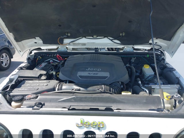1C4BJWFG8EL166866 Jeep Wrangler Unlimited Rubicon