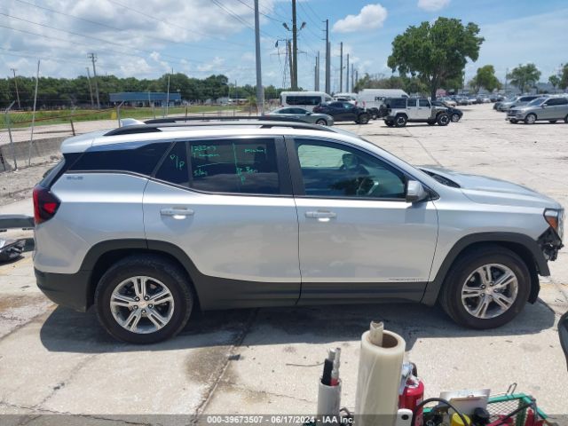3GKALMEV4NL115139 GMC Terrain Fwd Sle