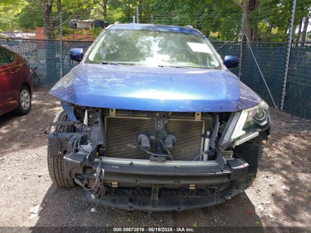5N1DR2MM8JC608361 Nissan Pathfinder Sv