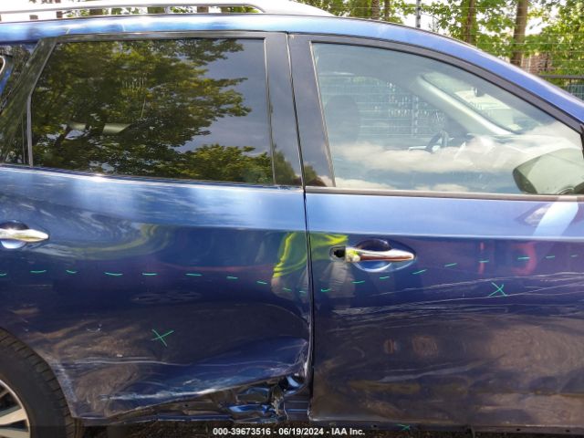 5N1DR2MM8JC608361 Nissan Pathfinder Sv
