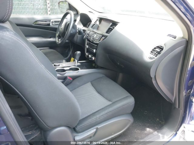 5N1DR2MM8JC608361 Nissan Pathfinder Sv
