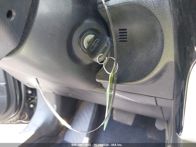 Toyota COROLLA LE 2018 2T1BURHE8JC108195 Image 11