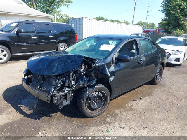Toyota COROLLA LE 2018 2T1BURHE8JC108195 Image 2