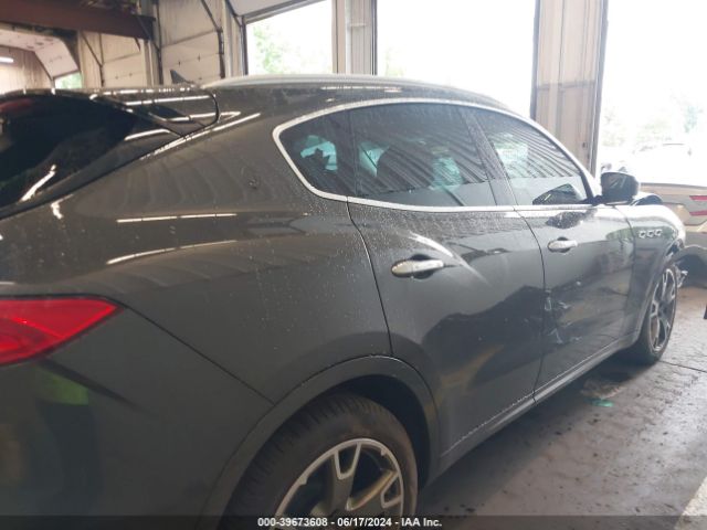 ZN661YUL9HX260733 Maserati LEVANTE S