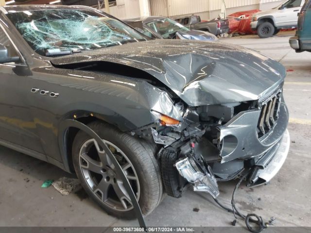 ZN661YUL9HX260733 Maserati LEVANTE S