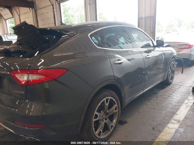 ZN661YUL9HX260733 Maserati LEVANTE S