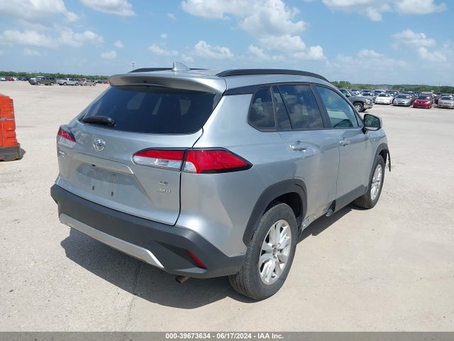 Toyota Corolla Cross Le 2022 7MUCAABG9NV035088 Image 4