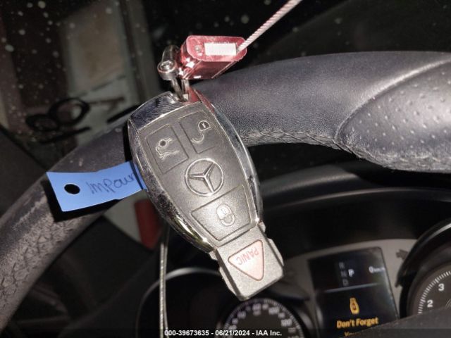55SWF4JB8JU262401 Mercedes-Benz C 300