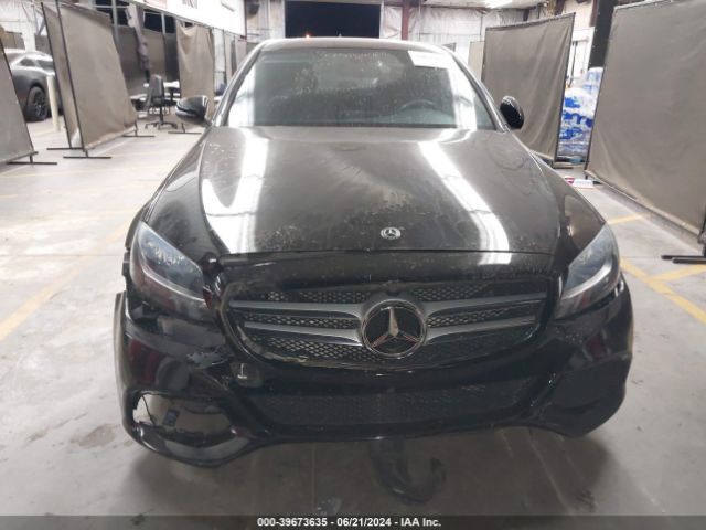 55SWF4JB8JU262401 Mercedes-Benz C 300