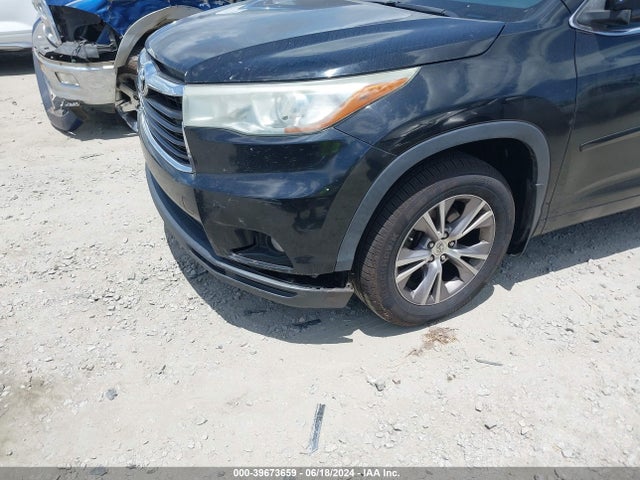 Toyota Highlander Xle V6 2015 5TDJKRFH6FS221348 Image 6