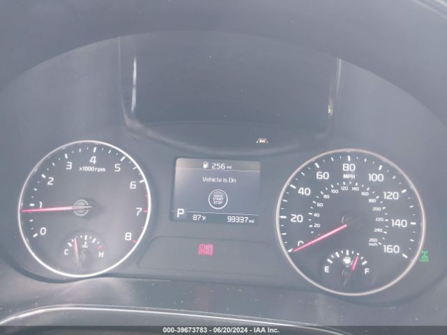 KNDEUCAA2N7262295 KIA SELTOS S