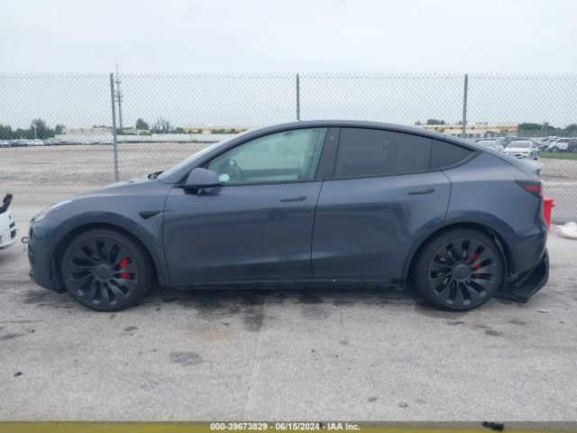 7SAYGDEF6NF378757 Tesla Model Y Performance Dual Motor All-wheel Drive