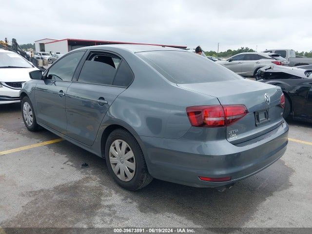 3VW267AJ7GM316250 Volkswagen Jetta 1.4t S